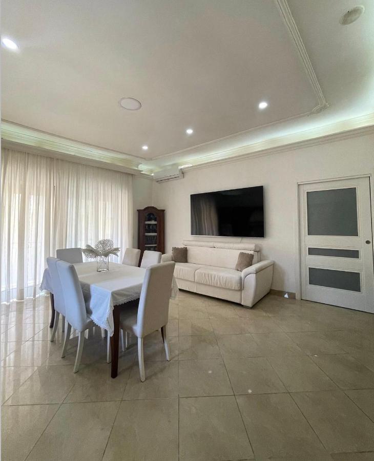 Apartament House Mari Neapol Zewnętrze zdjęcie